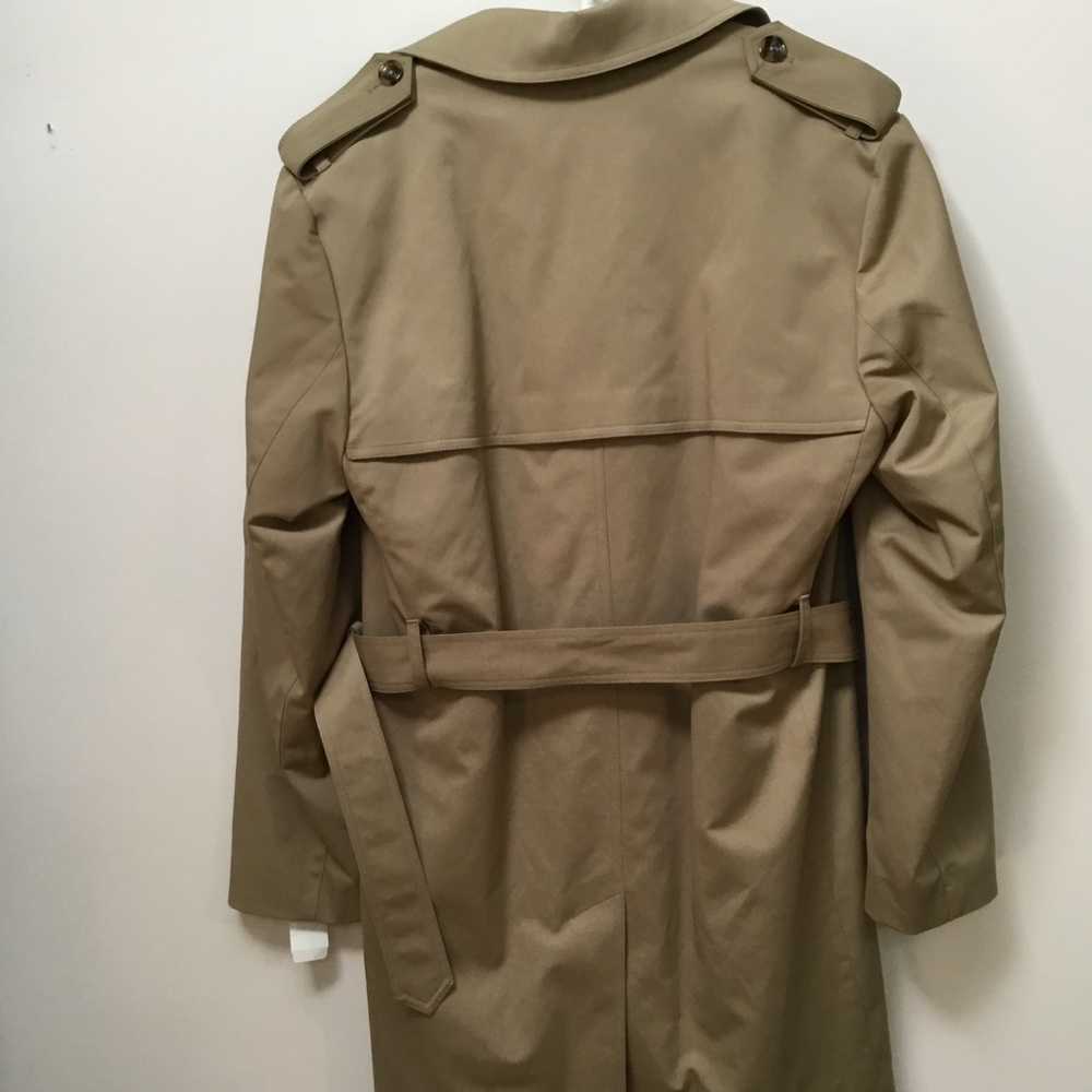 NWT $595 Joseph A Bank trench coat. - Picture 6 of 11